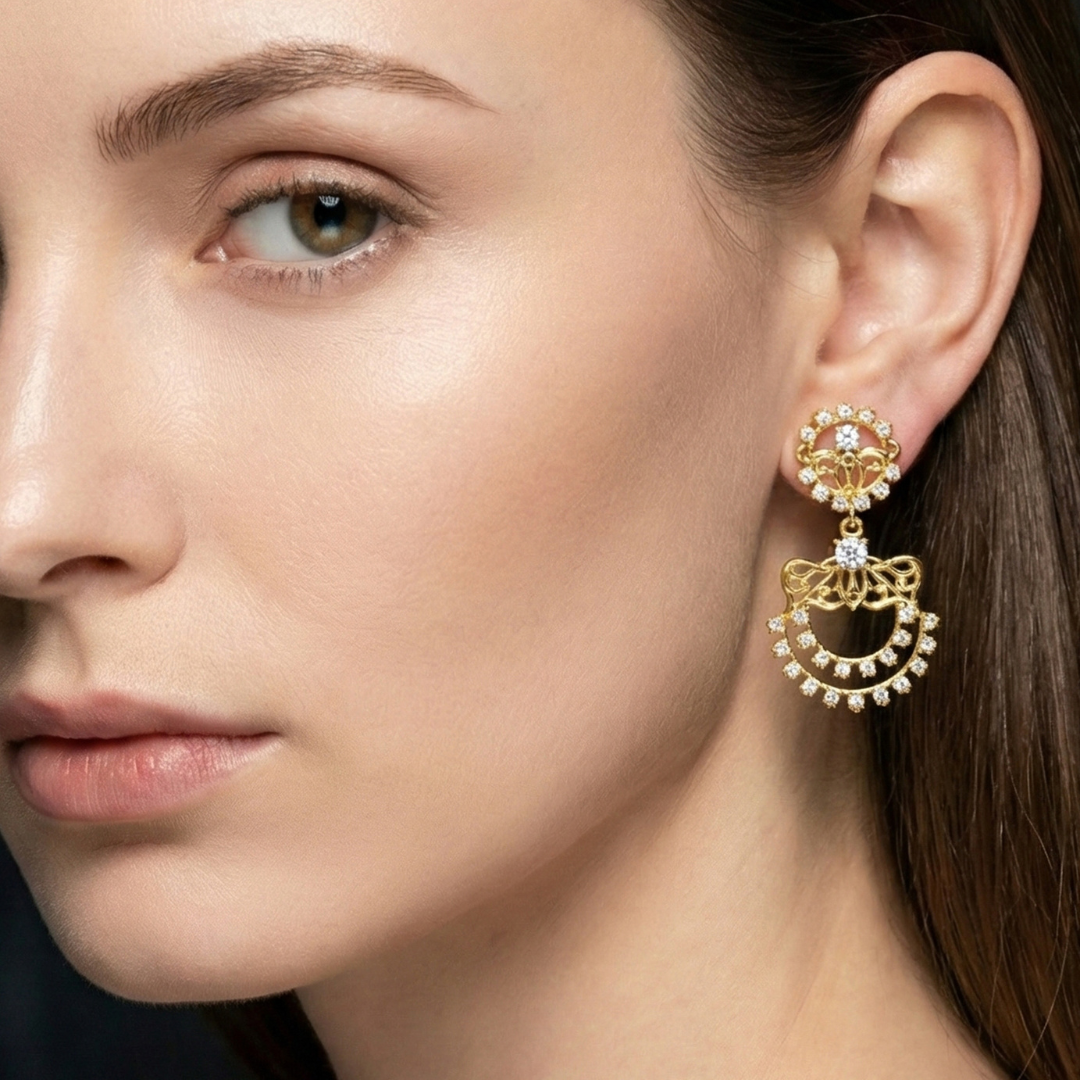 Baara Dangling Earrings